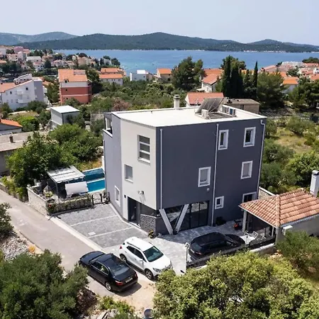 My Dalmatia - Sea View Penthouse Nikita Zaboric