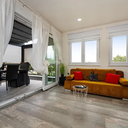 My Dalmatia - Sea View Penthouse Nikita Apartment Zaboric