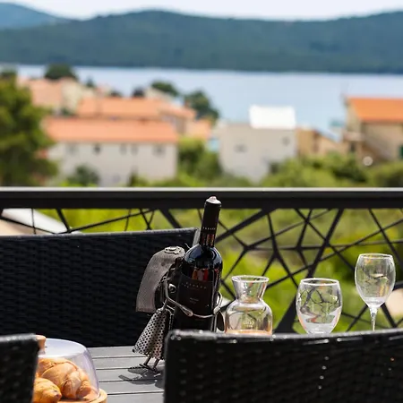 My Dalmatia - Sea View Penthouse Nikita Apartment