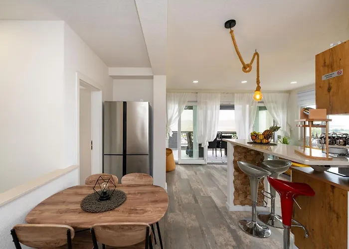 My Dalmatia - Sea View Penthouse Nikita * ז'אבוריץ'